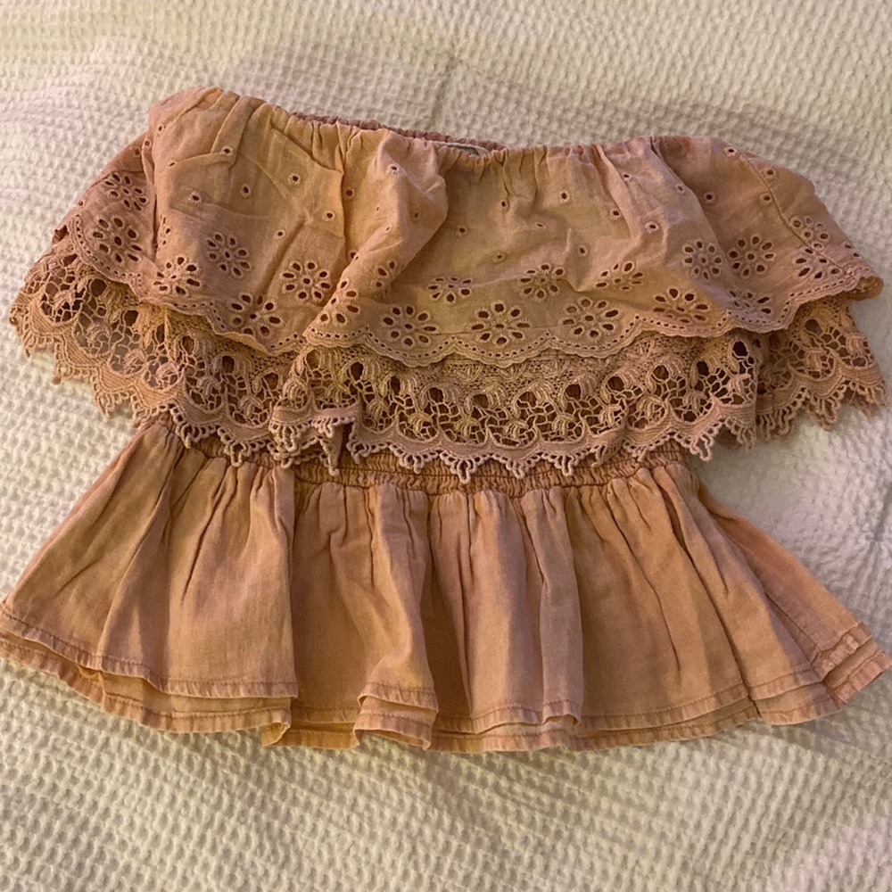 Gimmicks top from Buckle